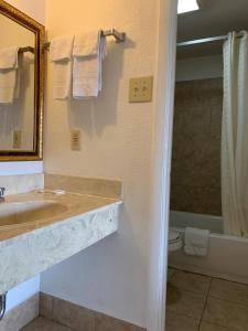 Baton Rouge West Inn