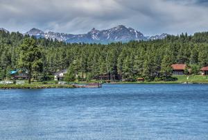Townhome with Decks and Yard - Walk to Lake Pagosa!