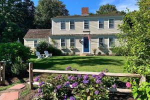 1 Mi to Nauset Beach Upscale Orleans Home with Deck