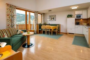 Duplex Three-Bedroom Apartment with Terrace room in Haus Anemone