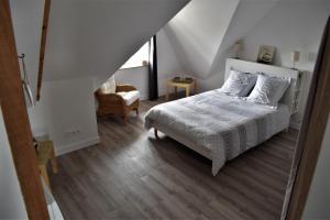 Maisons de vacances Gite de la Roche - Grande maison bretonne : photos des chambres