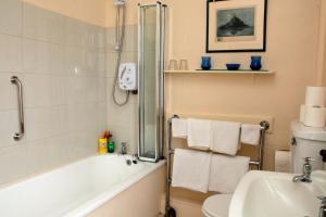 Willowhill House Bed and Breakfast P43 YK06