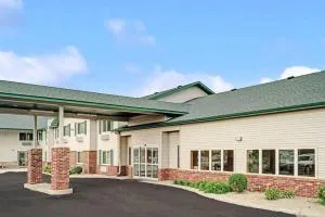 Super 8 by Wyndham Rogers Minnesota - Princeton