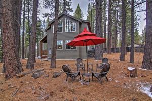 1 Mi to Mtn, 1 More to Shore! Luxury Tahoe Home