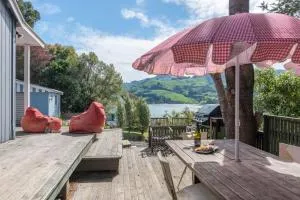 Little Hill Top Hilton - Akaroa Holiday Home - Little River