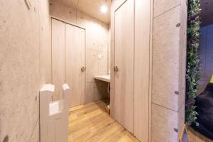 Guest House GORILLA!