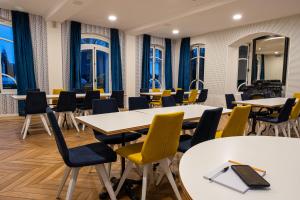 Hotels Mayrena Hotel Restaurant - Destination Le Treport Mers : photos des chambres