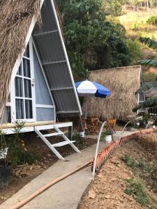 Tuyết Hoa Hòn Bồ Homestay