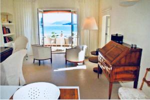 Appartements L’Ile Rousse les pieds dans l’eau : photos des chambres