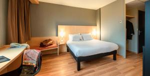 ibis Quimperle photo 9