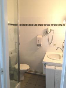 Hotels Hotel Atlantique : photos des chambres