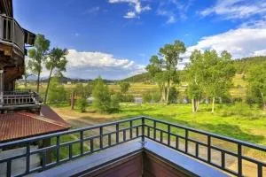 Chic Pagosa Springs Condo with Porch - Walk to Shops - Chama