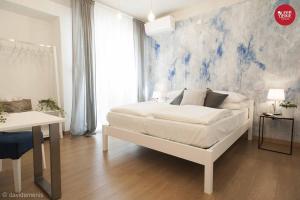 Double Room with Private External Bathroom
