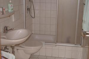 Triple Room room in Hotel Krone