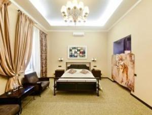 Frapolli Hotel on Deribasivska street