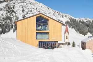 Warth52-W52 Apartments