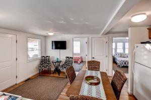 Recently Renovated LBI Apt with Deck on Beach Block!