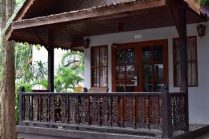 Sairee Hut Resort Koh Tao