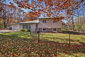 Holiday Home room in Quaint Duluth Hideaway with Private Fenced-In Yard!