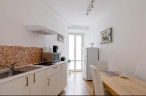 Charming 25 Apartment