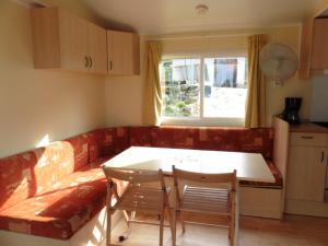 Campings Camping le Montbartoux : photos des chambres