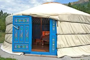 "Verdon Yourtes" Camping à la ferme - Annot