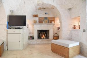 Trulli Terrarossa con Piscina