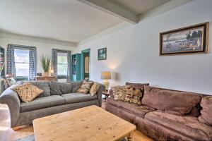 Catskills House 1 Mi to Windham Mountain Resort!