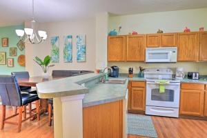 Family Getaway at Emerald Island about 5 Mi to Disney!