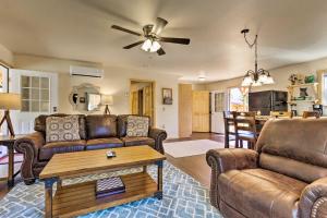 5 Mi to Dtwn: Bryson City Cabin w Resort Perks!