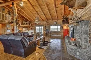 Secluded Belle Fourche Cabin Group Friendly! - Hulett
