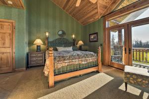 North Shore Cabin w Fire Pit By Gooseberry Falls!