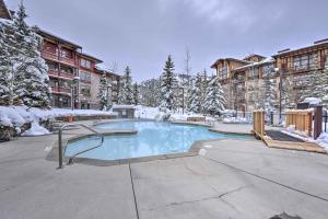 Solitude Mountain Slopeside Ski Condo with Hot Tub!