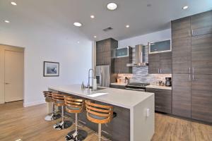 Desert Pearl Oasis with Private Pool - Lower Rates