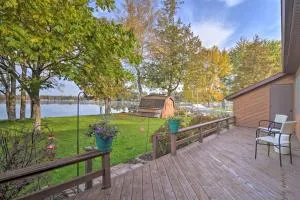 Quintessential Lake George House with BBQ and Fire Pit - Gladwin