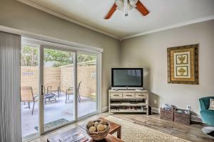 Walk to Ocean and Family Fun Myrtle Beach Townhome!