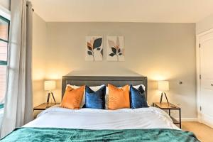 Luxe Apt Ski-inandSki-out Slopeside Retreat!