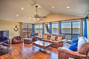 Dock and Fire Pit Waterfront Cedar Creek Lake Home