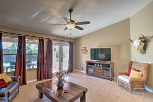 Phoenix Desert Dream with Private Outdoor Oasis!