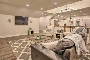 Chic Farmhouse with Creek in Heart of Wine Country! - Willamina