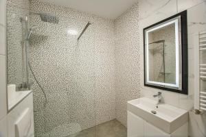 Fantastic Apartment at Prima Residence