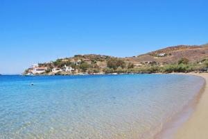 VILLA BEAUTIFIS in Kea, 4BDR/7prs, pool, seaview Kea Greece