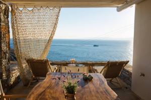 VILLA BEAUTIFIS in Kea, 4BDR/7prs, pool, seaview Kea Greece