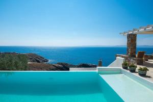 VILLA BEAUTIFIS in Kea, 4BDR/7prs, pool, seaview Kea Greece