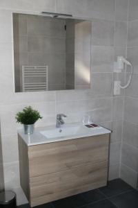 Hotels Hotel Etchoinia : photos des chambres