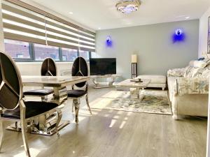 Queen Stay Apartments