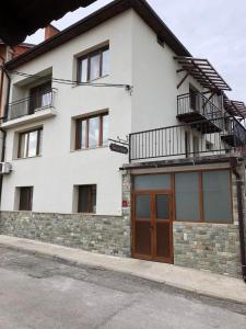 Baba Dora Guesthouse