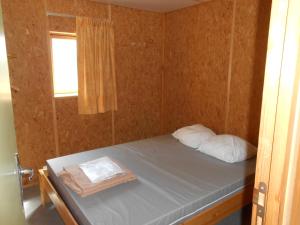 Campings Camping le Nid du Parc : Chalet 2 Chambres - Non remboursable