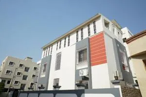 HOTEL RAJANIGANDHA home stay - Lohogaon
