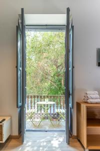 Balmis Plaza Apartments